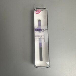 Real Techniques eye‎ shading  Brush purple Sam Chapman  Stage makeup high tech